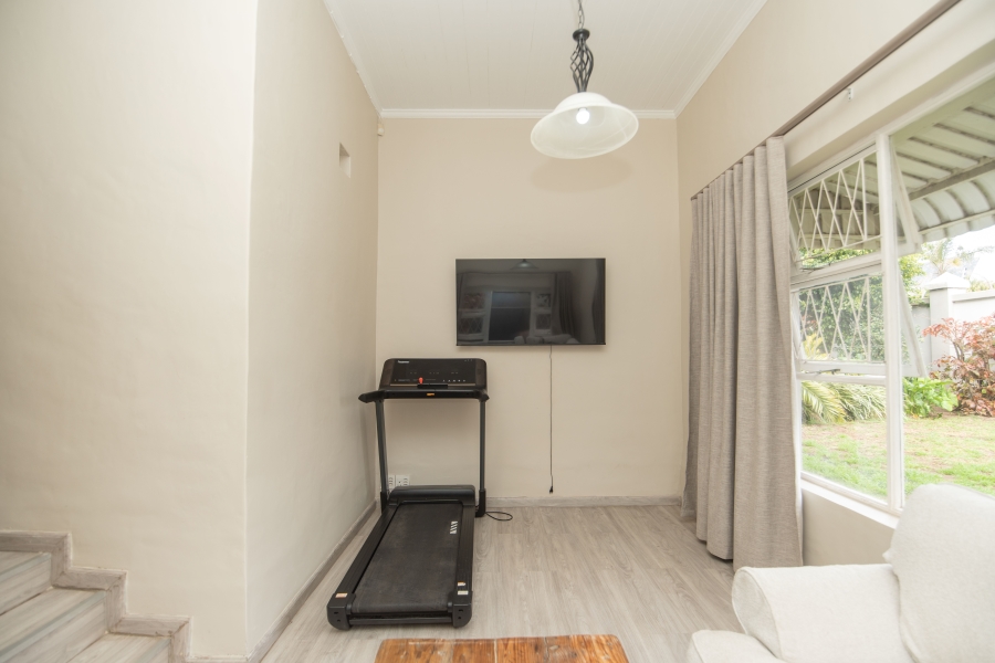 4 Bedroom Property for Sale in Summerstrand Eastern Cape